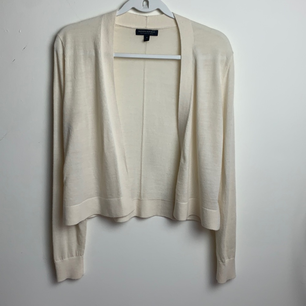 Banana republic cream cardigan 100% merino wool